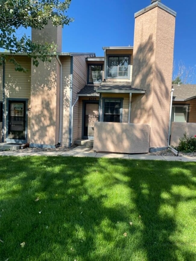 SUNDOWNER 2BD TOWNHOME w/ 1 CAR GARAGE - SUNDOWNER 2BD TOWNHOME w/ 1 CAR GARAGE