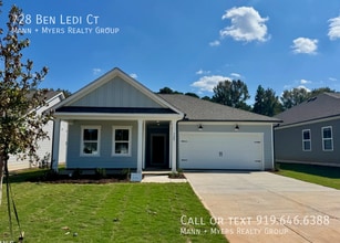 Building Photo - 728 Ben Ledi Ct