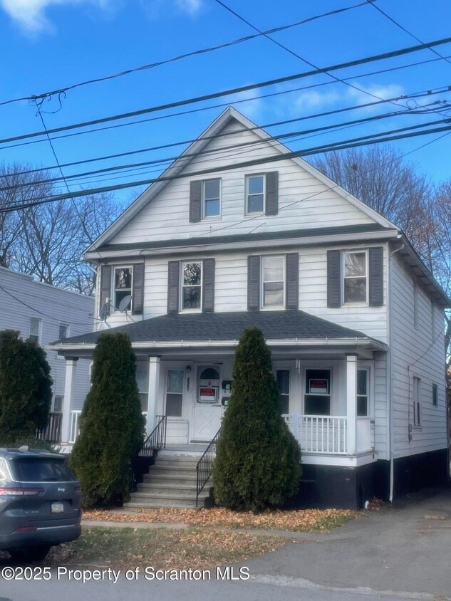 Foto principal - 2303 Boulevard Ave