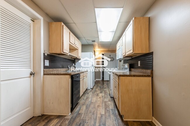 Building Photo - 16208 Speaker Ave