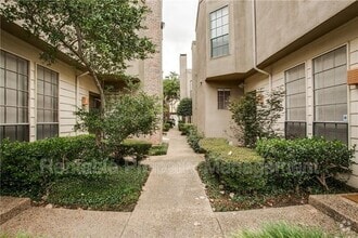 Building Photo - 4132 Cole Ave