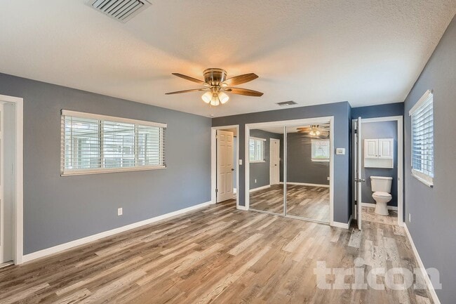 Foto del edificio - 1641 Patlin Cir N