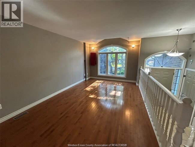 Building Photo - 4665 Fontana Ave