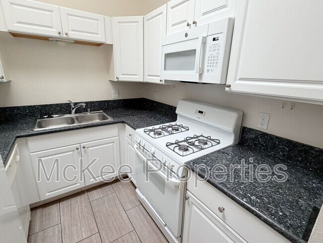 Foto del edificio - 3028 Juniper St