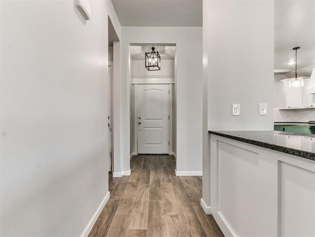 Foto del edificio - 2503 Charlton Dr