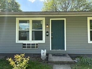 Building Photo - 972 Silver Meadows Blvd