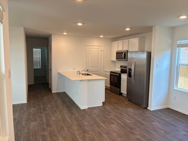 Foto del edificio - Charming 3BR/2BA Home in San Antonio – Mod...