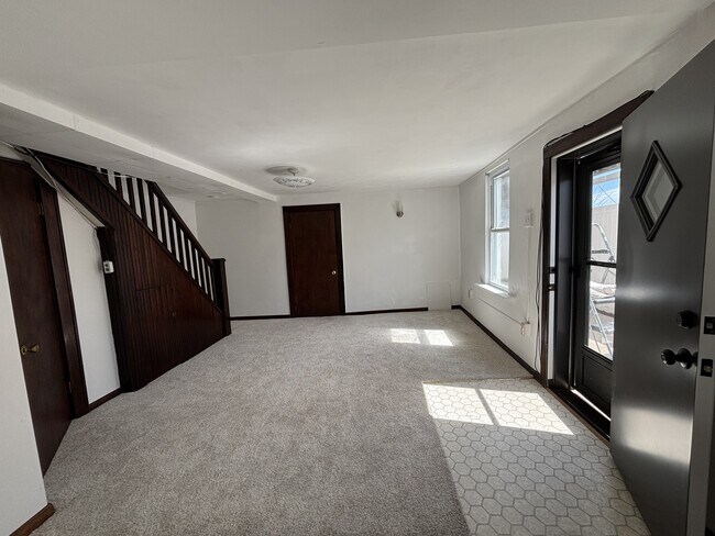 Foto del edificio - 912 Highland Ave