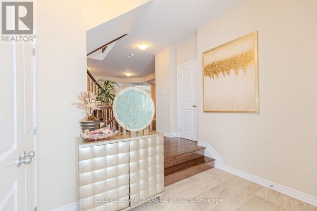 Photo du bâtiment - 942 Guinness Cres