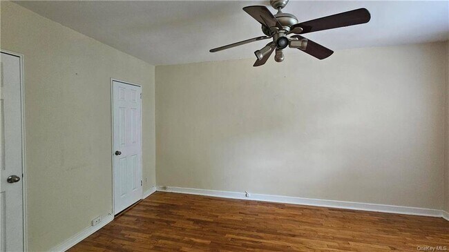 Foto del edificio - 14 Wainwright Ave