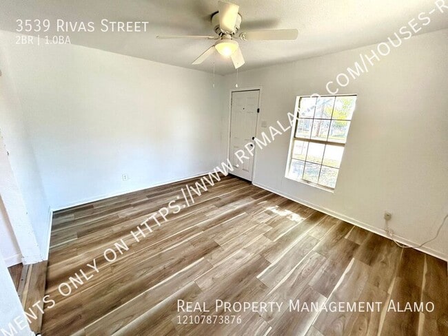 Foto del edificio - 3539 Rivas St