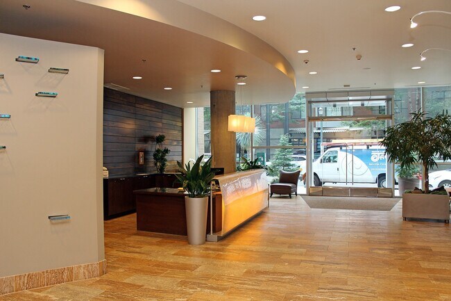 Foto del edificio - 922 NW 11th Ave