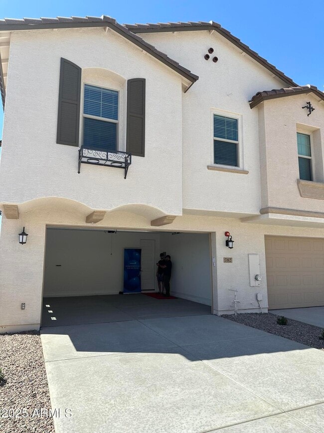 Building Photo - 782 S Olympic Dr