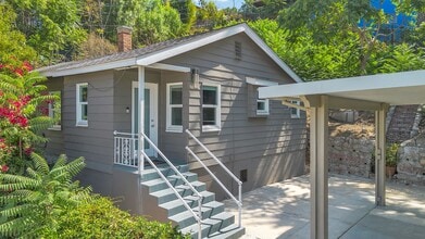 Building Photo - 4510 Tourmaline St