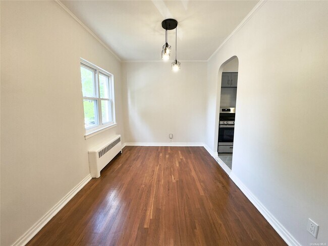 Foto del edificio - 190-14 37th Ave