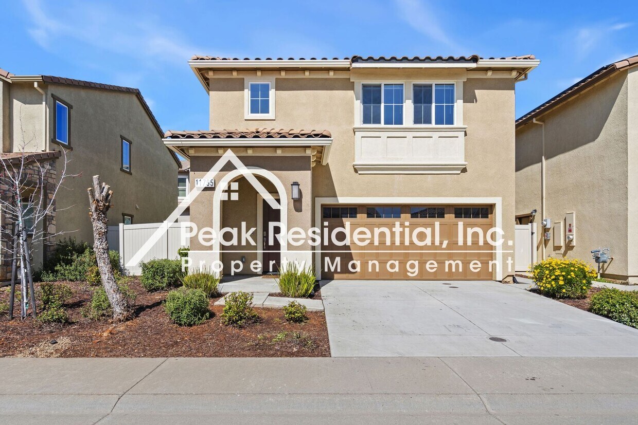 Foto principal - Beautiful Anatolia 4bd/3ba Home with 2 Car...