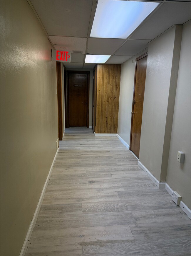 Building Photo - 4141 Brownsville Rd