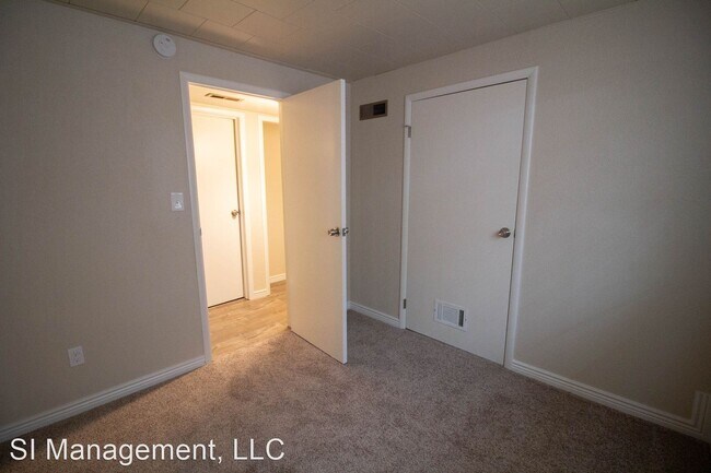 Building Photo - 4 br, 2 bath House - 5666 S Tinker St.