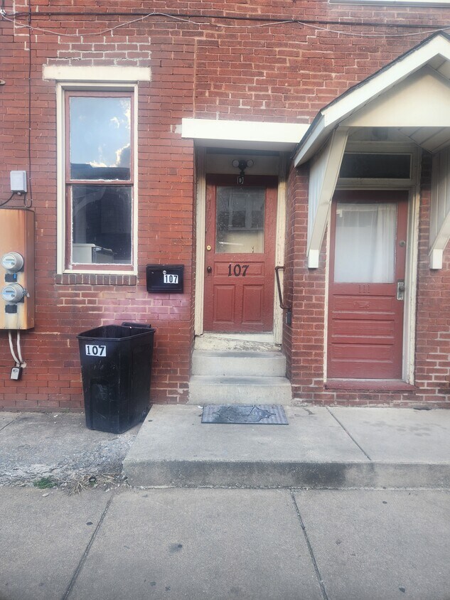 Primary Photo - 107 Overbrook Ave