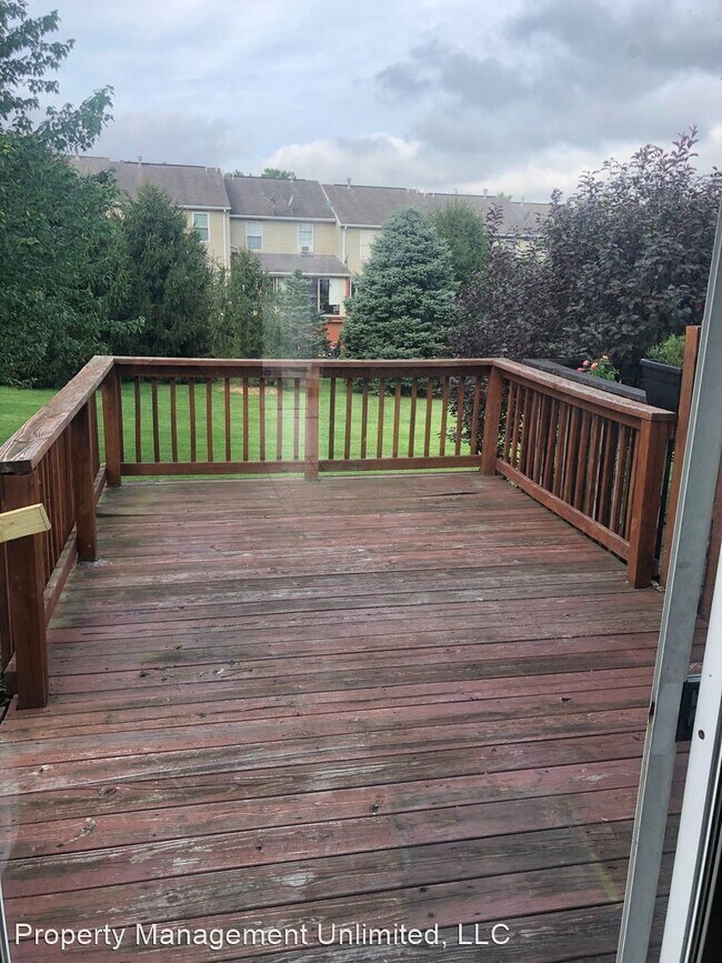 Foto del edificio - 3 br, 1.5 bath House - 155 Charles Circle