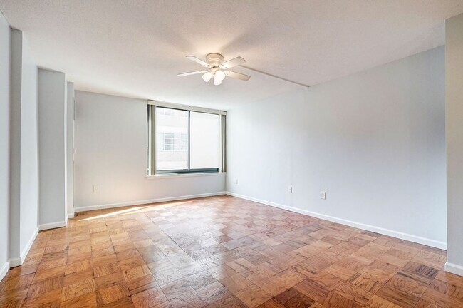 Foto del edificio - 1301 20th St NW