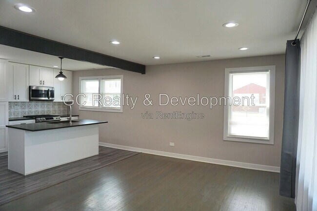Foto del edificio - 4501 S Leamington Ave