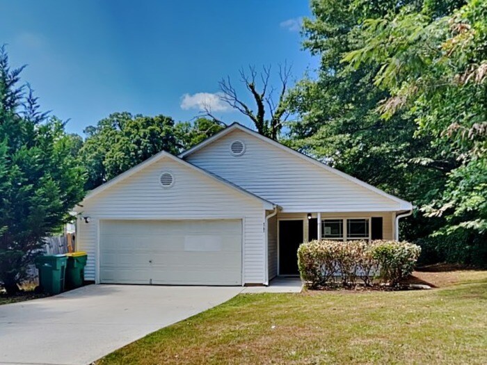 Primary Photo - One Month Free! Nice 3 Bedroom Home locate...