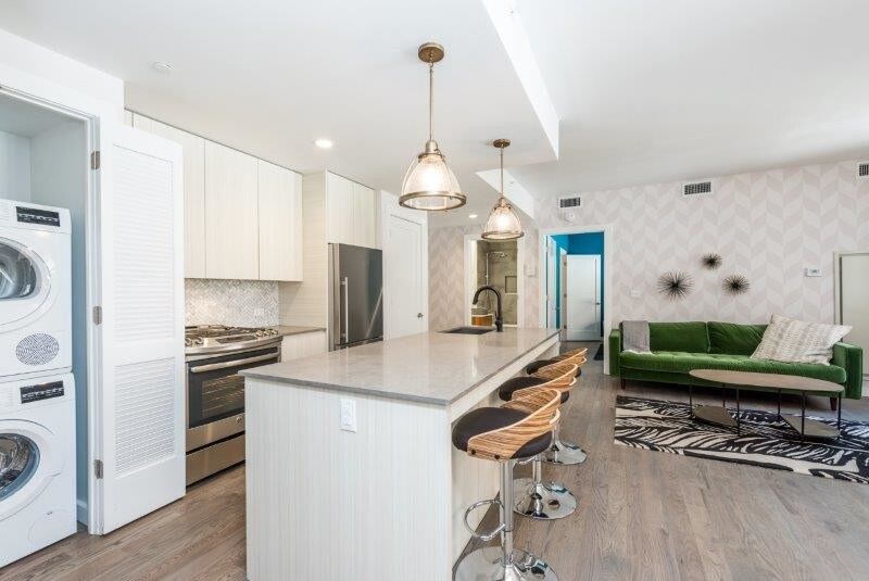 Foto principal - 125 Parkside Ave