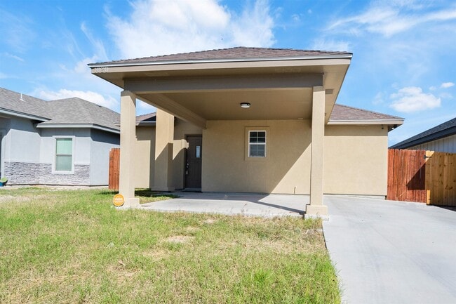 Building Photo - 1020 Tesoro Pass