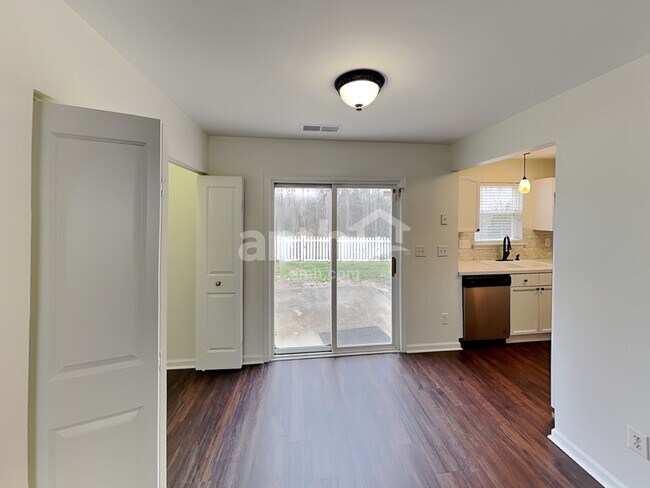 Foto del edificio - 7528 Prairie Rose Ln