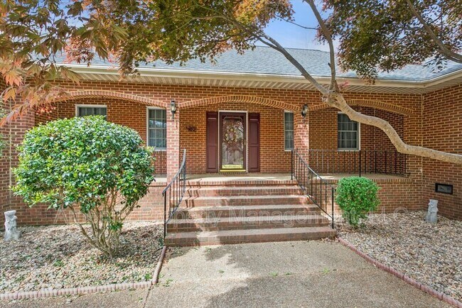Foto del edificio - 5974 Ladysmeade Ln