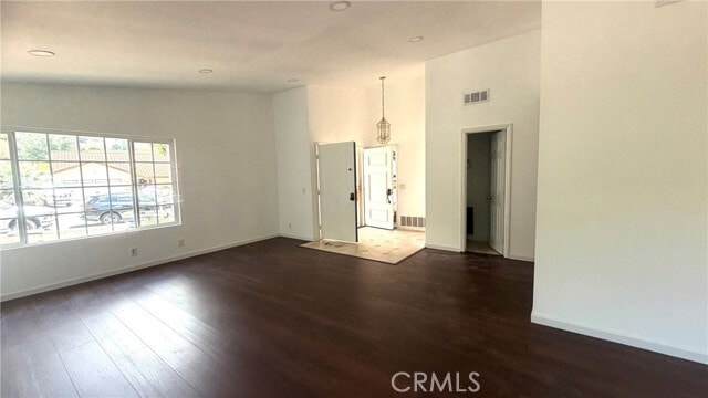 Building Photo - 1571 Kiowa Crest Dr