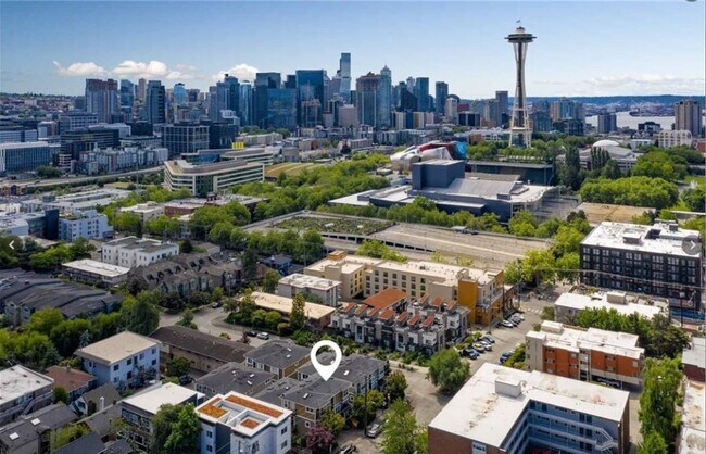 Foto del edificio - 806 3rd Ave N