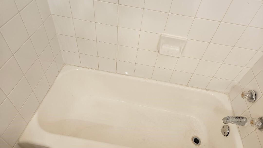 Building Photo - 2822 Briarhurst Dr