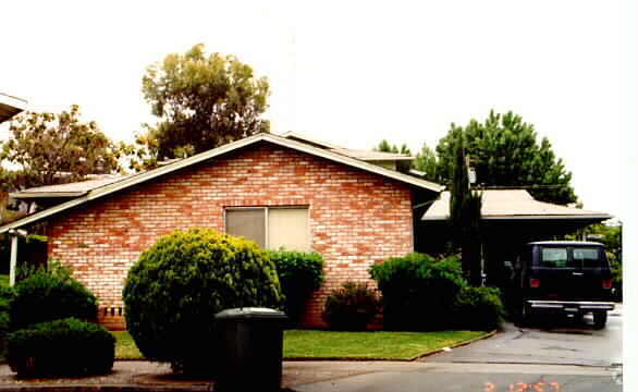 Building Photo - 2244 Tomasina Ct
