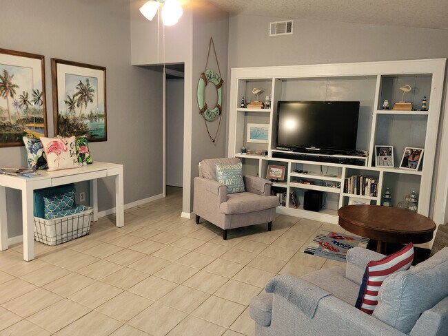 Foto del edificio - 4083 Dotham St