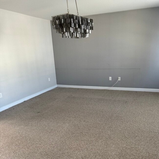 Building Photo - 18 Ferry St