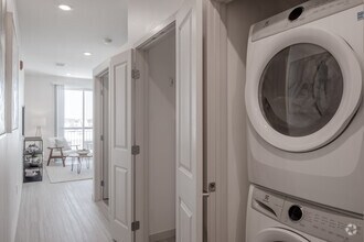 1BR, 1BA - 577SF - Bloom at Cherry Creek