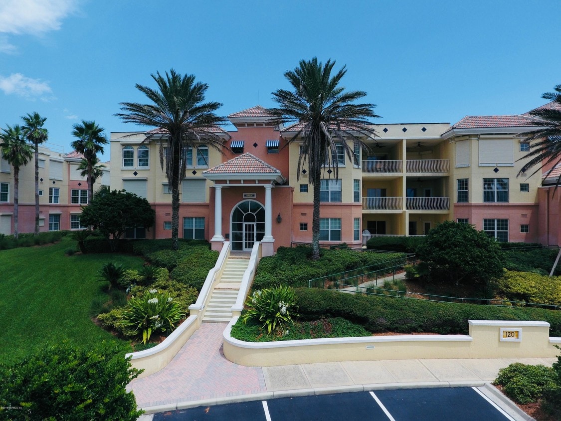 120 S Serenata Dr Unit 322, Ponte Vedra Beach, FL 32082 Condo for