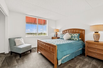 Building Photo - Tennis Towers Apartments