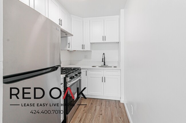 Foto del edificio - 10015 Alondra Blvd