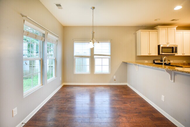 Foto del edificio - Beautiful Home in Limehouse Villas of Ladson