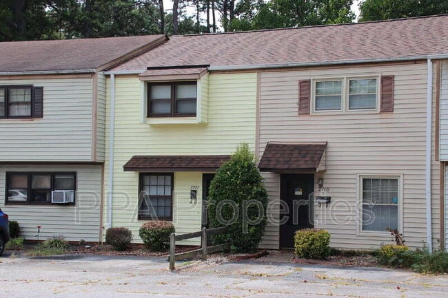 Building Photo - 2707 Reynolds Park Rd