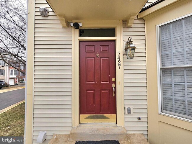 Foto del edificio - 7427 Ardglass Ct