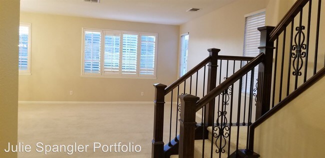 Building Photo - 4 br, 2.5 bath House - 27639 Paper Bark Ave