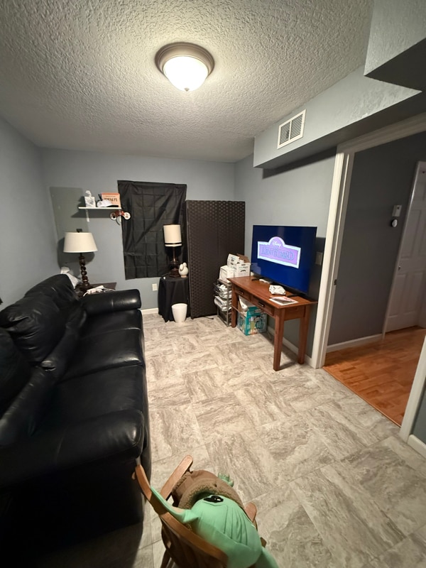 Foto del edificio - 220 St George Dr