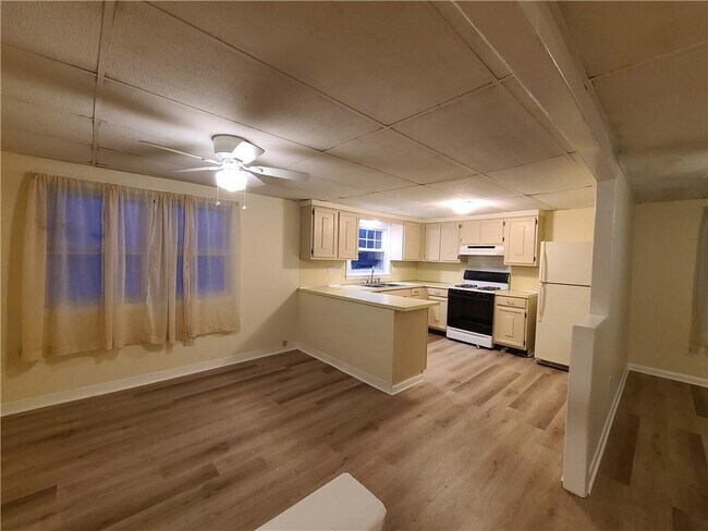 Foto del edificio - 1281 Douglas Ave