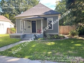 Building Photo - 904 N 16th St