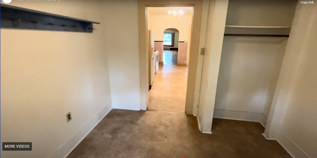 Building Photo - 1026 Oxford Ave