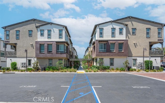 Building Photo - 1139 Orchard Dr